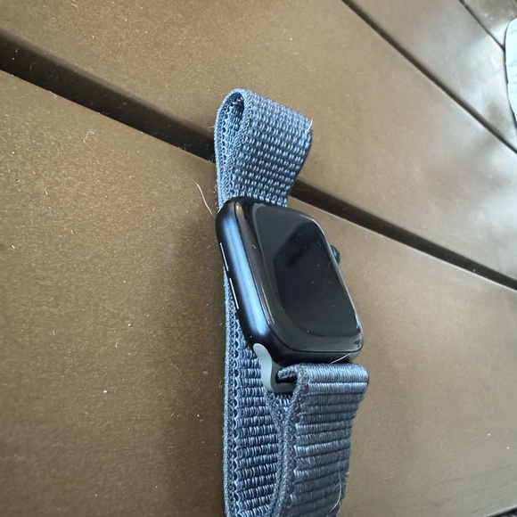 Apple Smartwatch with Velcro Strap - Picture 2 of 2